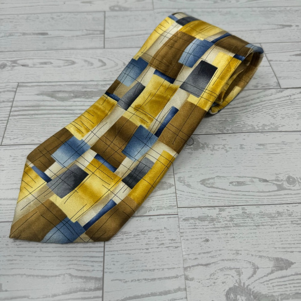 J Garman Emerald City Collection‎ Fifty Four Mens Silk Necktie Geometric